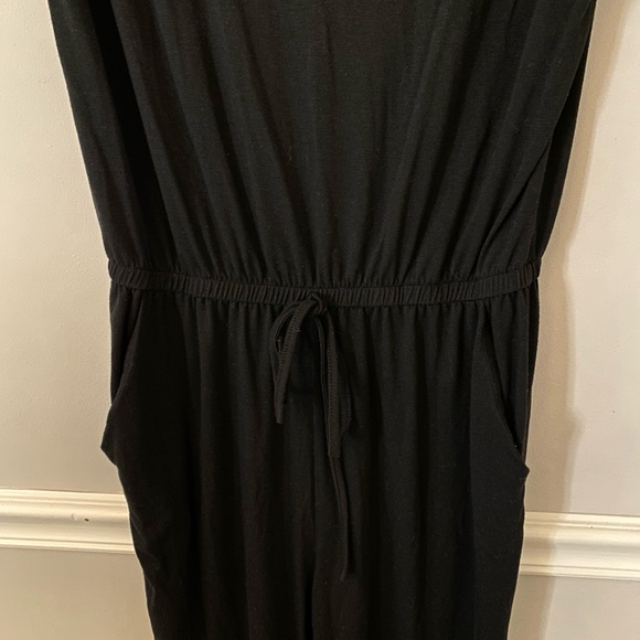 Amazon pretty garden black jumpsuit. M - Picture 3 of 6